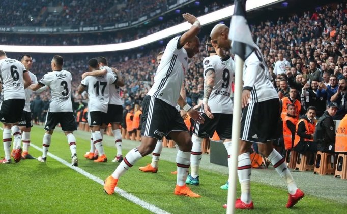 Beşiktaş Defansı Forvet Gibi Çalışıyor