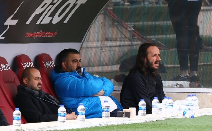 Ümit Özat: