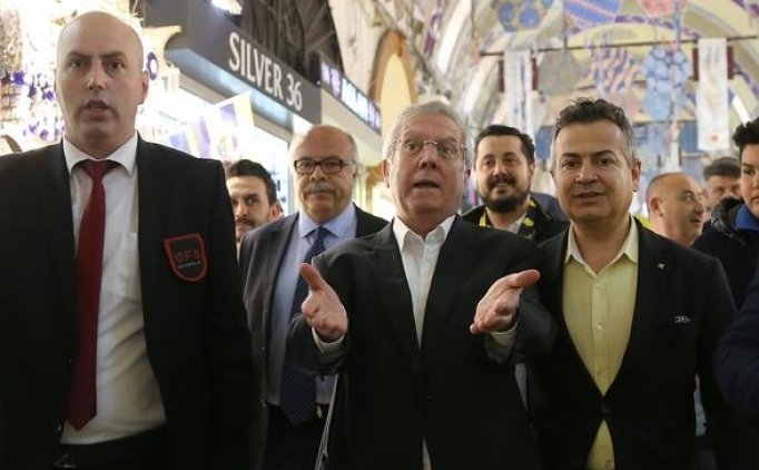 Cenazede Gerginlik; Aziz Yıldırım...