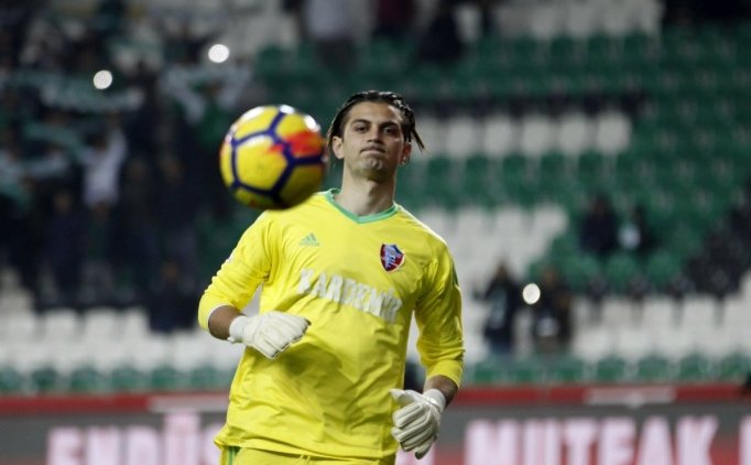 Galatasaray Çağlar Şahin Için Yeniden Masada