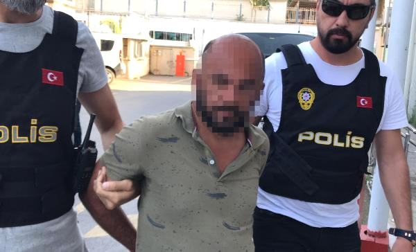 İzmir'de, 13 Yaşındaki Erkek Çocuğu Taciz Eden Sapık Tutuklandı