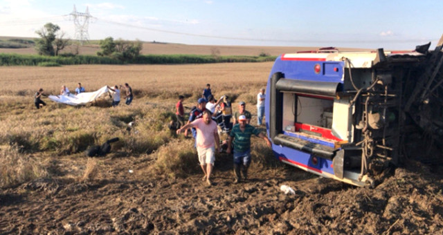 Sağlık Bakanlığı: 10 Ölü, 73 Yaralı Var