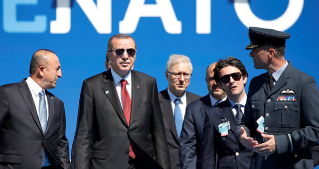 Abd Nato Temsilcisi'nden Çarpıcı Türkiye Çıkışı: Rusya, Bizden Koparmaya Çalışıyor