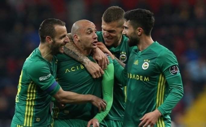 Cocu'dan Aatif'a Destek;