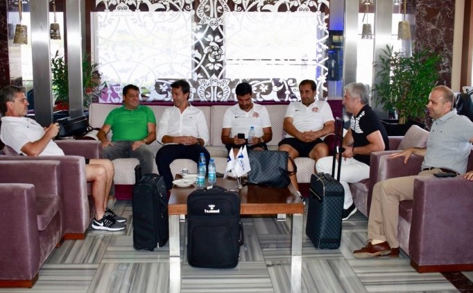 Antalyaspor, Kamp Için Hollanda'ya Gitti