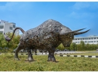 2 Tonluk Metal Boğa Sanatseverlerin İlgisini Çekiyor