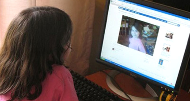 Facebook 13 Yaşın Altındaki Kullanıcı Hesaplarını Kapatacak