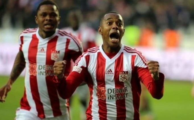 Galatasaray Için Robinho Iddiası!