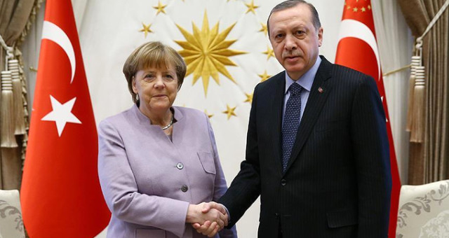 Almanya Başbakanı Merkel: Türkiye'de Ekonomik Refah Görmek İstiyoruz