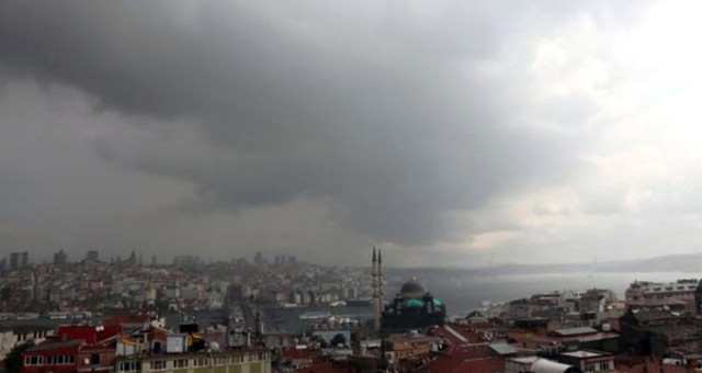 Meteoroloji'den İstanbul İçin Sağanak Yağış Uyarısı