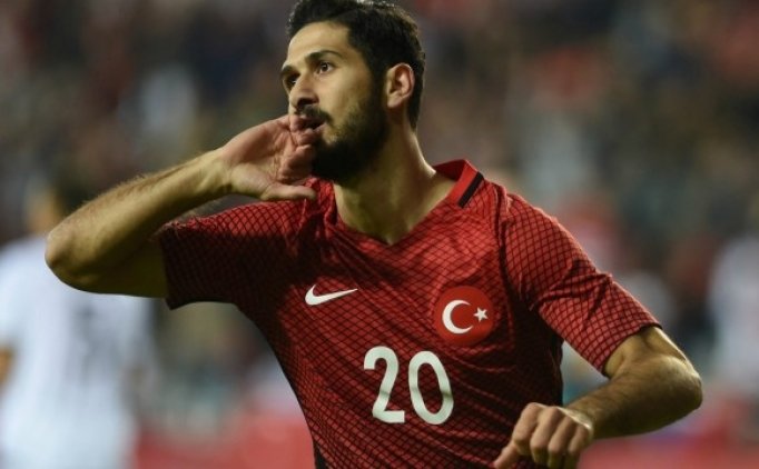 Emre Akbaba Için Coşkulu Karşılama!