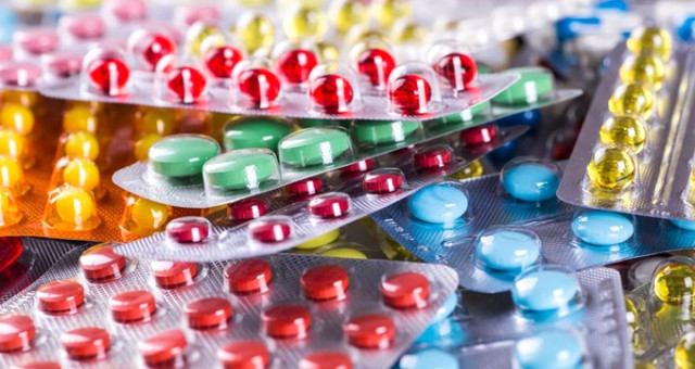 Sağlık Bakanlığı 'ilaç Depolarına Ürün Girişi Olmuyor' İddialarına Son Noktayı Koydu: Tedarik Problemi Yok