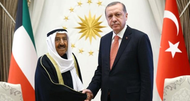 Başkan Erdoğan, Kuveyt Emiri Ile Telefonda Görüştü