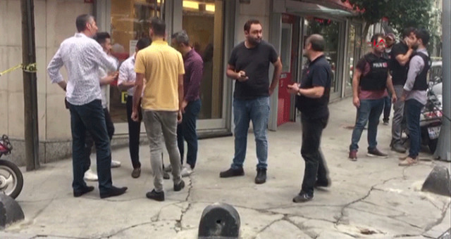 İstanbul'da Banka Soygunu! Çatışma Çıktı, Polis Operasyon Başlattı