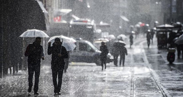 Meteoroloji'den İstanbul, Kocaeli, Sakarya Ve Kırklareli İçin Sağanak Yağış Uyarısı