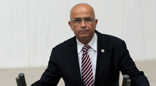 Mit Tir'ları Davasında Yargılanan Enis Berberoğlu İçin Yurt Dışı Yasağı Konuldu