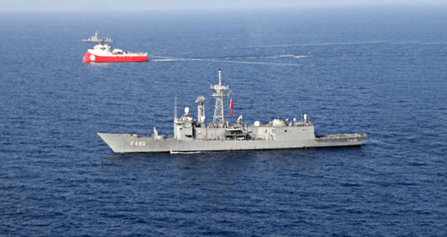 Akdeniz'de Kriz: Yunan Kuvvetleri, Petrol Arayan Türk Gemisini Taciz Etti