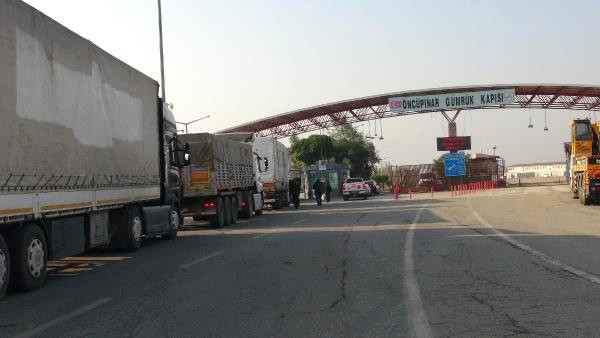 Suriye'den Türkiye'ye Getirirken Yakalandı! 26,5 Kilo Altın Ve 2 Milyon Tl Ele Geçirildi