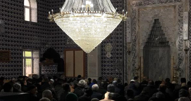 Camiye Kurulan Güneş Panelleri Sayesinde Hem Bin Tl'lik Faturadan Kurtuldular Hem De Para Kazanmaya Başladılar