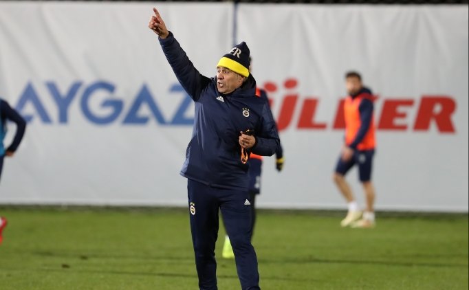 Ersun Yanal'ın Yeni Transferleri; Takım Içi...