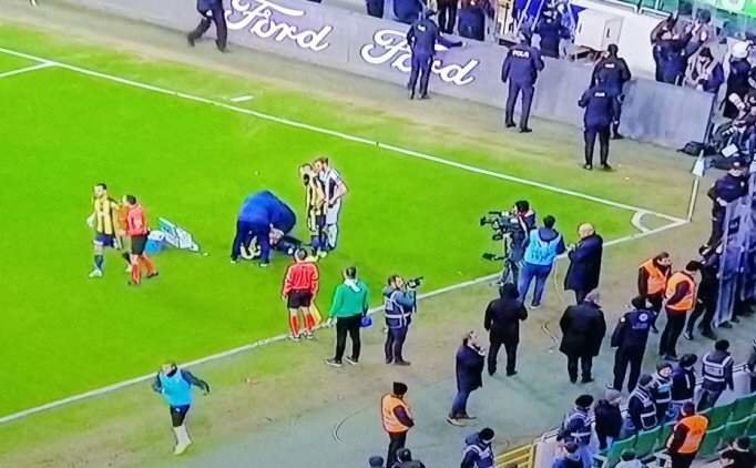 Martin Skrtel'e Yabancı Madde!