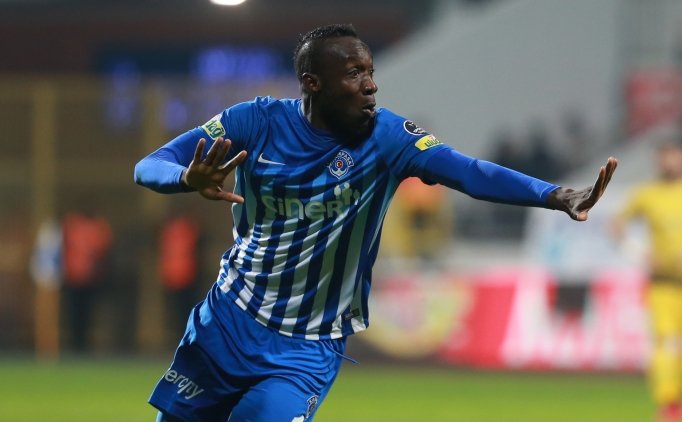 İşte Mbaye Diagne'nin Galatasaray'dan Alacağı Maaş!