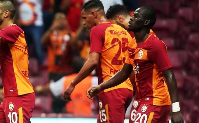 Galatasaray'da Fatih Terim Neşteri Vuruyor!