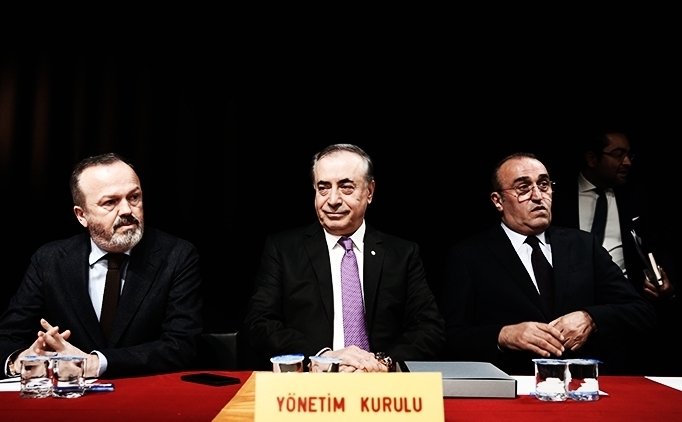 Galatasaray Yönetimi Isyanda: