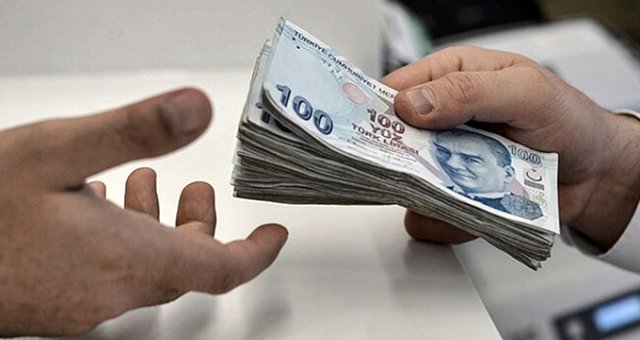 Balıkesir'de Sağlık Çalışanlarına 2 Bin 900 Lira Maaş Promosyonu Verilecek