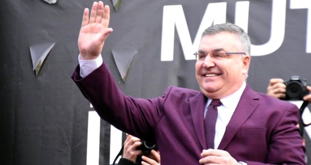 Chp'nin Kırklareli'de Aday Göstermediği Mehmet Siyam Kesimoğlu, Bağımsız Girdiği Yarışta İpi Göğüsledi
