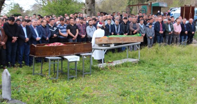 Eşinin Ölümünü Seladan Duyan Talihsiz Kadın, Kalp Kriziyle Yaşamını Yitirdi