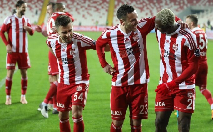 Sivasspor'da Galibiyet Hasreti 3 Haftaya Çıktı!