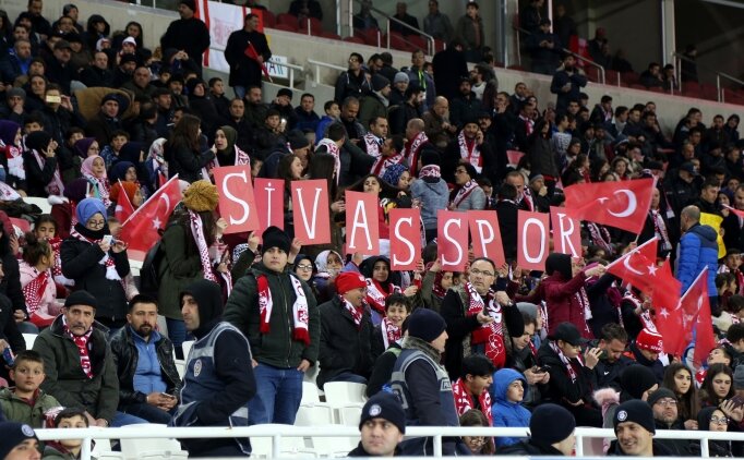 Sivasspor'da Hakem Isyanı: 