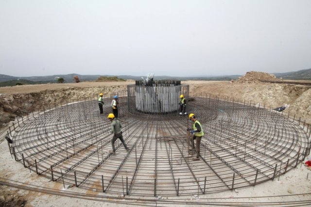 Ayvalık'ta Kurulacak 3 Adet Rüzgar Gülü Ile 30 Milyon Kilovat Saat Enerji Üretilecek