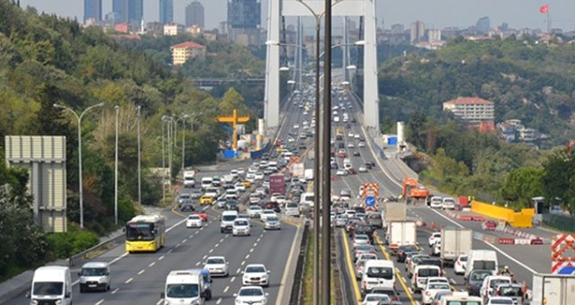 Trafikte Yeni Dönem Resmen Başladı! Köprüden Geçişleri Yasaklanabilir