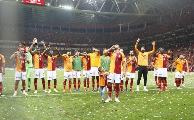 Galatasaray, Son Düzlükten Bırakmıyor!