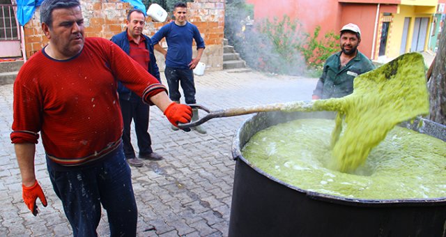 Dedesinin Tarifi Ile Sabun Üretimine Başladı! Şimdi Siparişlere Yetişemiyor