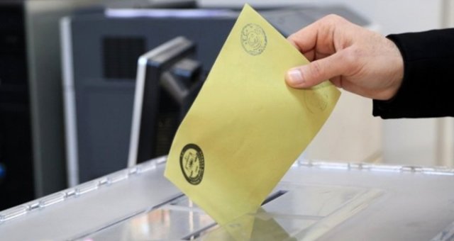 Bakanlık, '100 Bin Polis İstanbul'a Getirilerek Oy Kullandırılacak' İddiasını Yalanladı