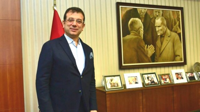 İbb'den Ekrem İmamoğlu'nun Atatürk Tablosu Çıkartıldı
