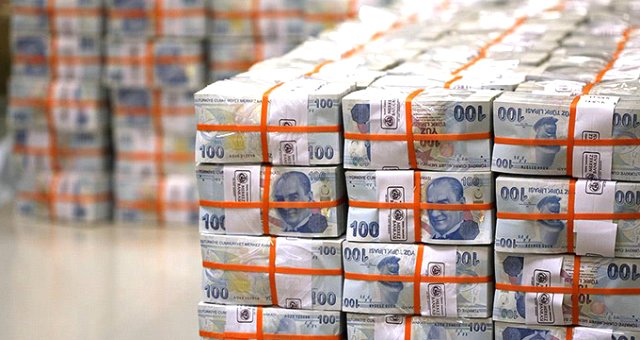Nisan'da Bütçe 18,3 Milyar Tl Açık Verdi