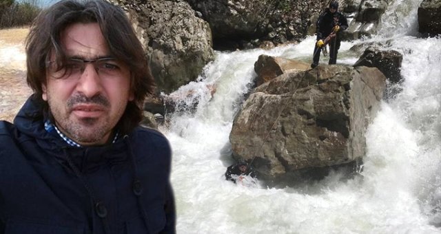 Aa Muhabirini Arama Çalışmalarında Suya Kapılan 2 Askerimiz Şehit Oldu
