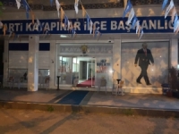 Ak Parti İlçe Başkanlığına Eyp’li Ve Havai Fişekli Saldırı