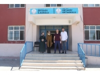 Silopi’de Lise Öğrencileri Köyleri Gezerek Okullarının Tanıtımını Yapıyor