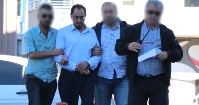 Annesini 40 Yerinden Bıçaklayıp Boğazını Keserek Öldüren Katil: Annem İstediğimiz Gibi Davranmazdı