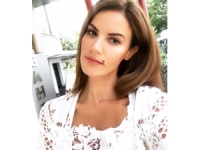 Tülin Şahin Anne Oluyor