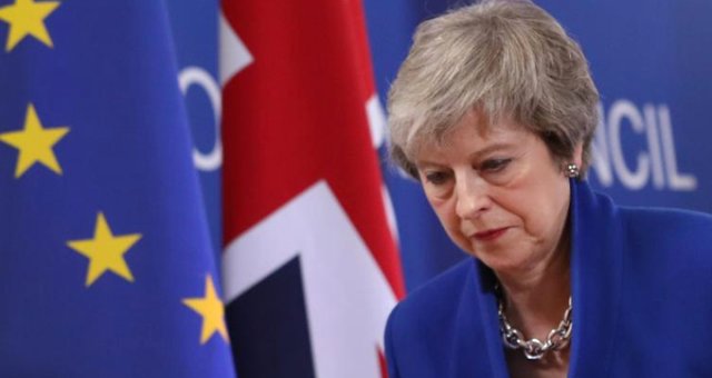 Brexit, Cameron'dan Sonra May'i De Yedi! İngiltere'de Bilişim Sektöründe Açık Artabilir
