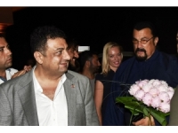 Abd’li Aktör Steven Seagal’ın Anlamsız Kaprisi Herkesi Şaşırttı
