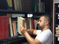 Artuklu Üniversitesi Kütüphanesine Anlamlı Bağış