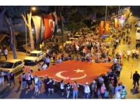 Kuyucak’ta Mehterli ‘Demokrasi Ve Milli Birlik’ Yürüyüşü