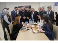 Protokolden Yesevi Kız Öğrenci Yurdu’na Ziyaret